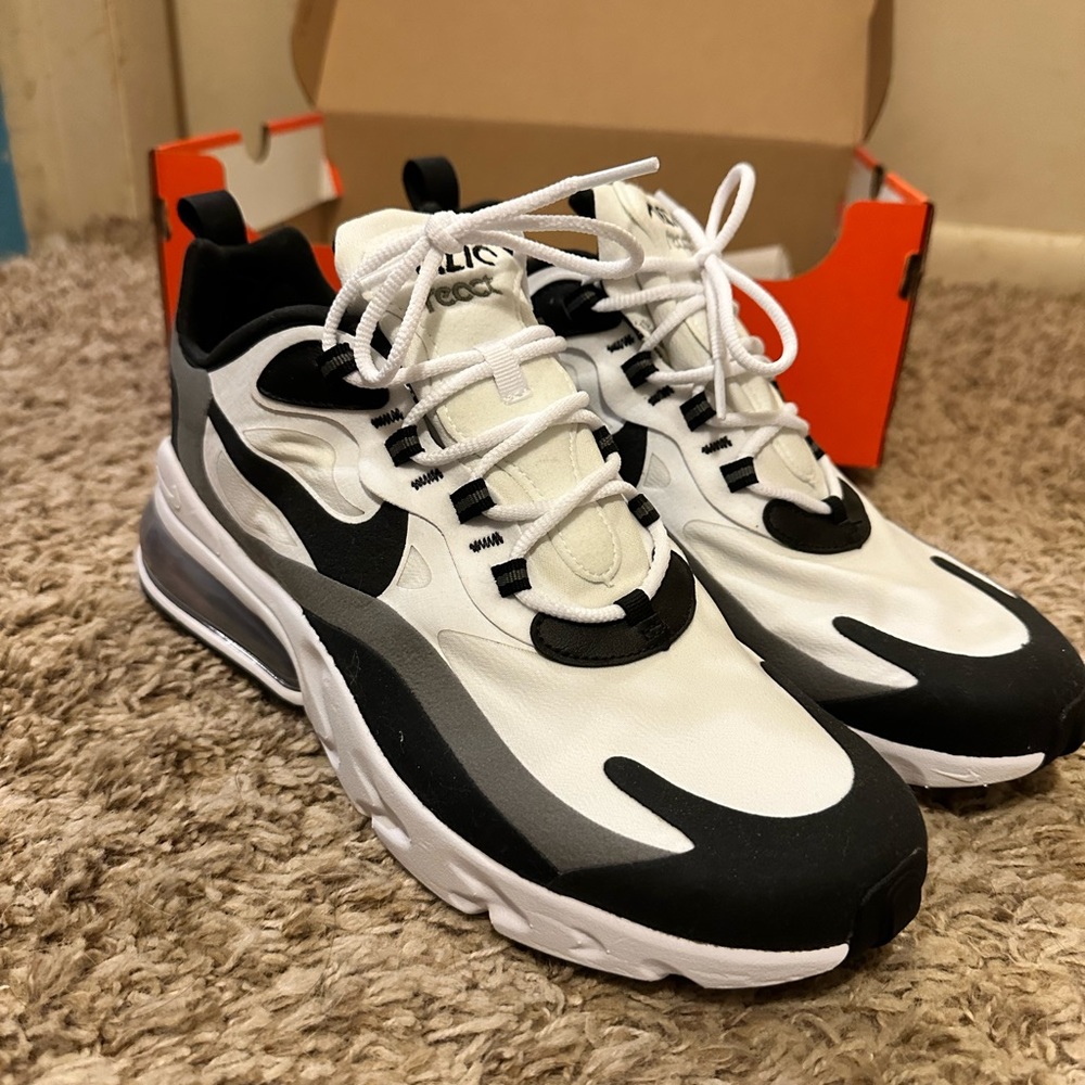 Nike AirReact